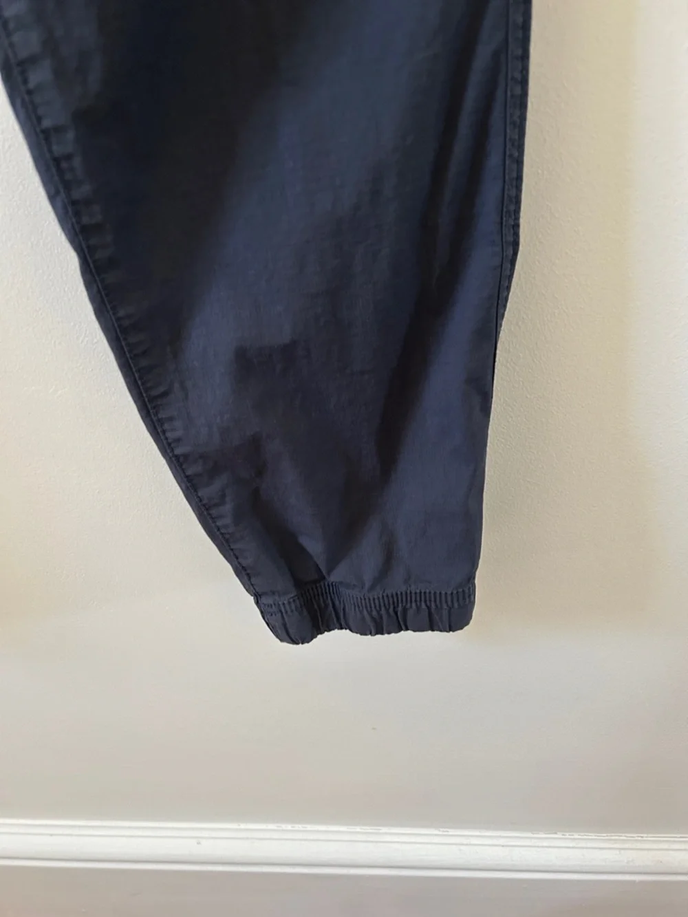 L.L. Bean Women’s Stretch Ripstop Pull On Pants Slim Joggers M Carbon Navy - Picture 4 of 11
